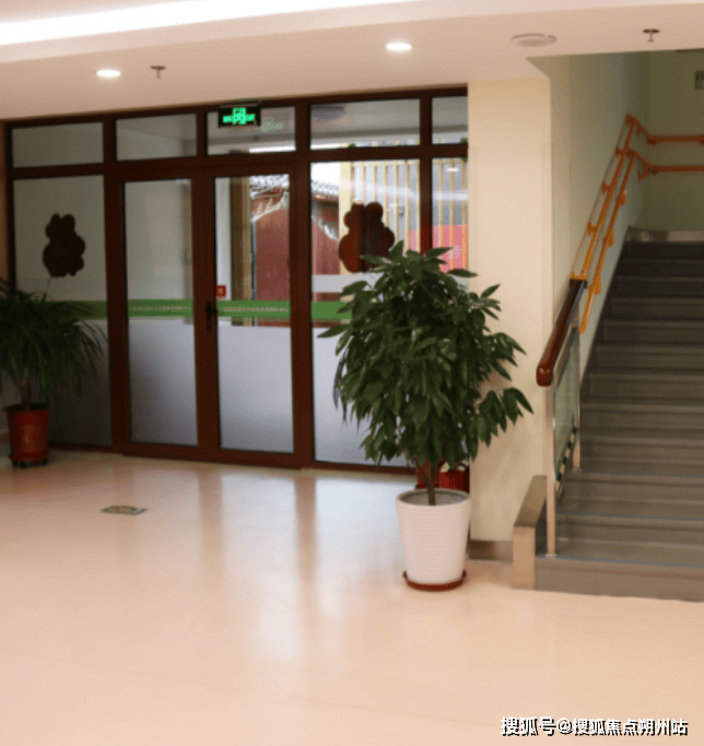 心首页更新：2025年护理服务收费价格地址及电话瓦利棋牌北京市西城区什刹海乐老汇